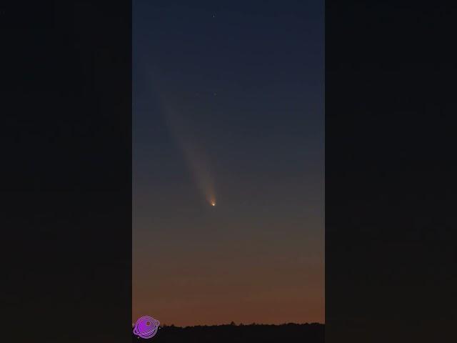 Watch The Comet Set In the Horizon in this Timelapse #comet