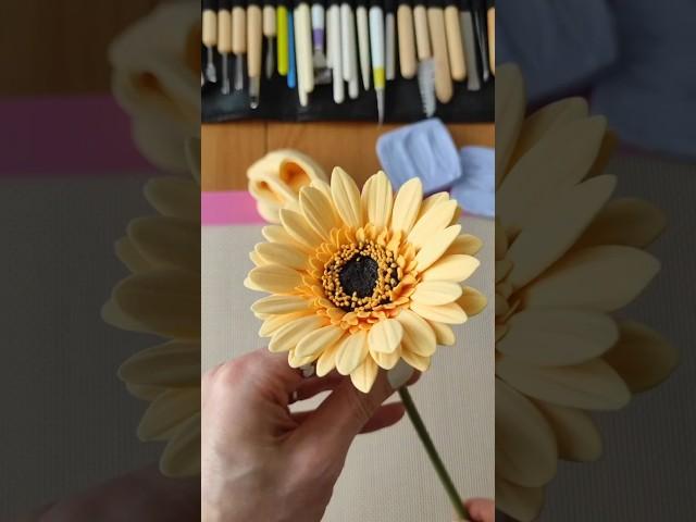 making daisy from polymer clay#polimerkil#polimerclay#diy#jewellery#clayart#art#handmade#diy#daisy