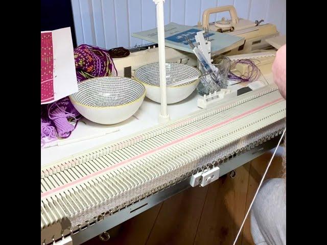 Knitting and watching TV, cast on a waste yarn, relaxing time #knittig #lk150knittingmachine