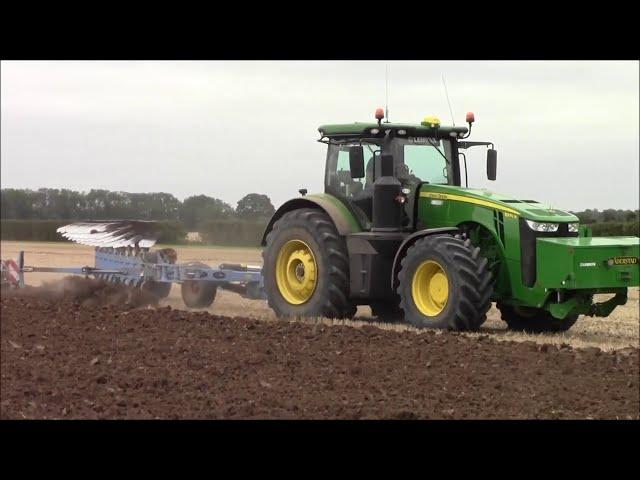 John Deere 8370r & plough & press