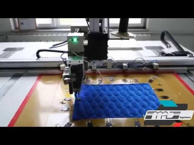 Máquina de costura programada automatizada