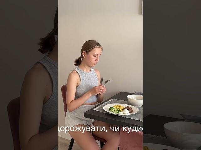 Здоровий сніданок за хвилину: Простий рецепт вівсянки з фруктами!