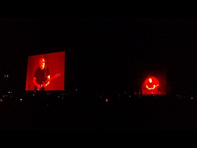 David Gilmour playing 'Pink Floyd - Time (Breathe Reprise)'