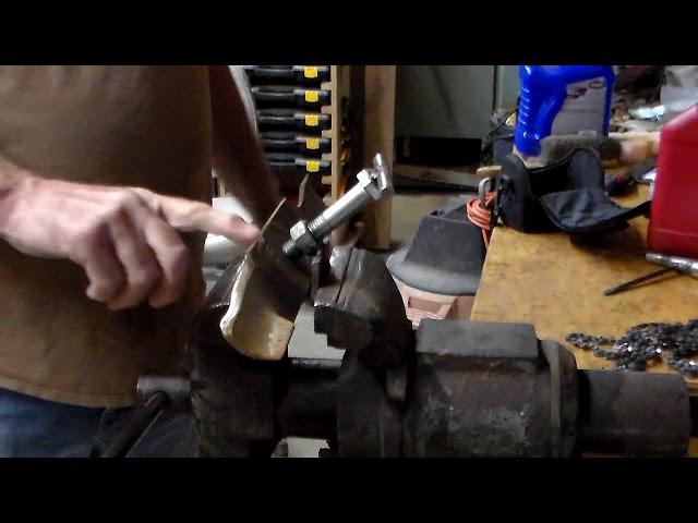 Lawnmower Blade sharpen assist