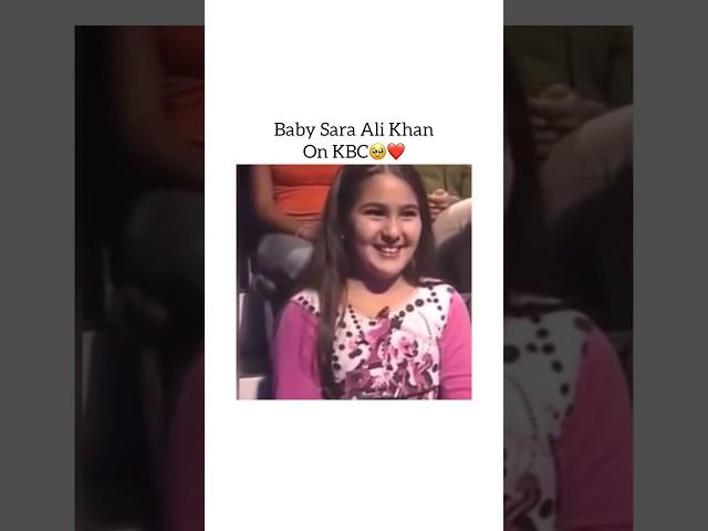 #saraalikhan featured on #kbc accompanied his father #saifalikhan says Adaab to #amitabhbachchan ️