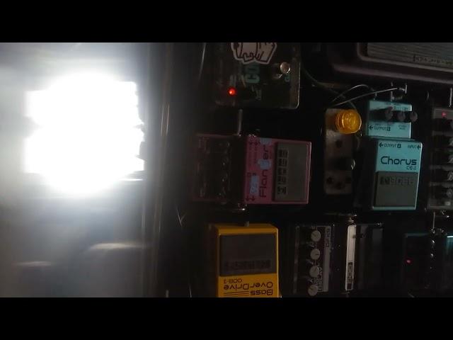 STARE AT JAPAN GREEN LABEL BOSS CE-3 FOR A WHILE I WILL USE IT to make slowburn music