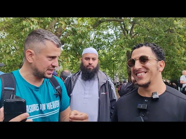 White Supermacist Ro*asted &Run Away! Shamsi Speakers Corner