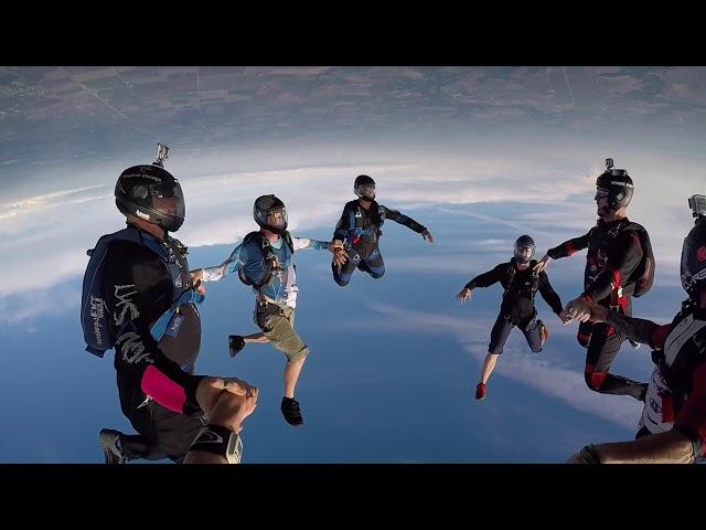 Skydive Chicago Warm Up