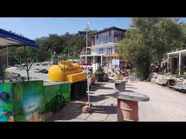 Ретрокафе Кавказская пленница || Село Лучистое, Крым, сентябрь 2022 || Retro Cafe in Crimea
