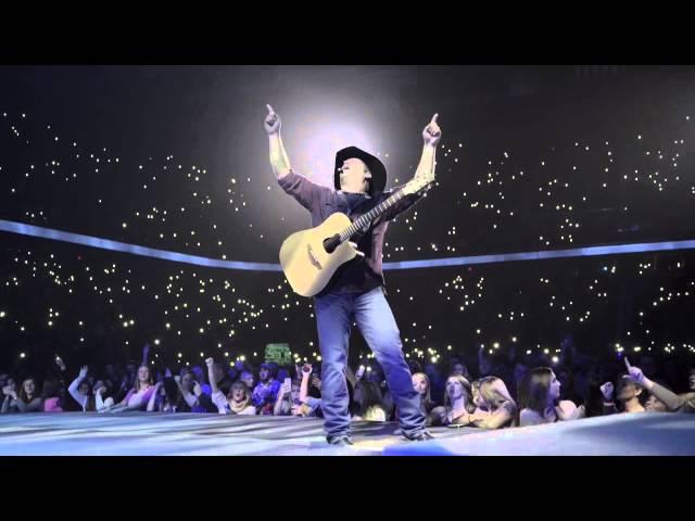 Breaking Concert News: Garth Brooks Is Coming to the Schottenstein Center!