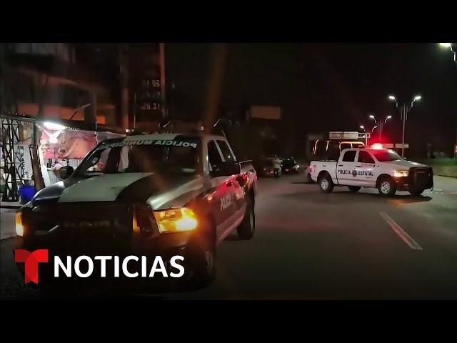 Los 11 cuerpos hallados en una camioneta pertenecen a una familia de Guerrero | Noticias Telemundo