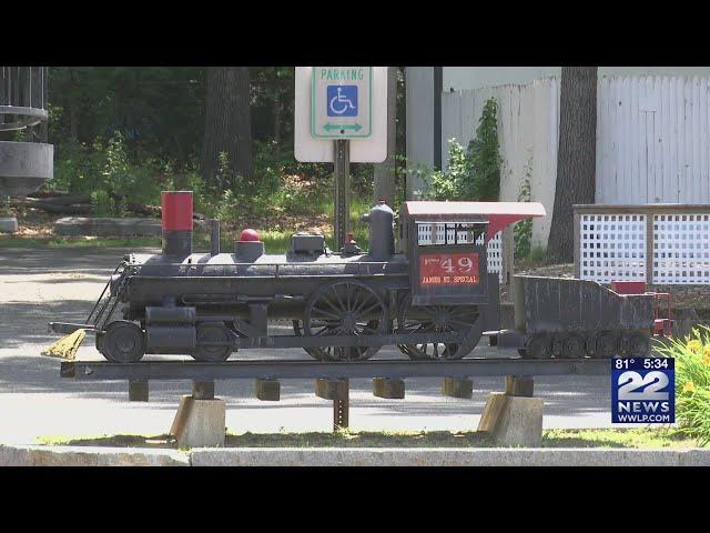 Bernie's iconic railroad car restaurant in Chicopee closes its doors