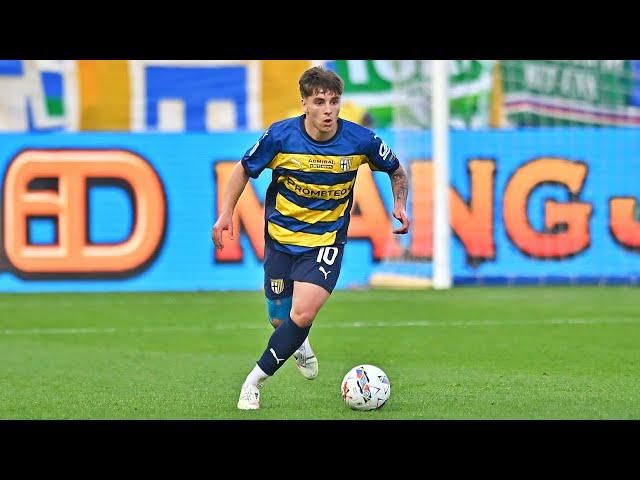Adrian Bernabe is AMAZING at Parma!