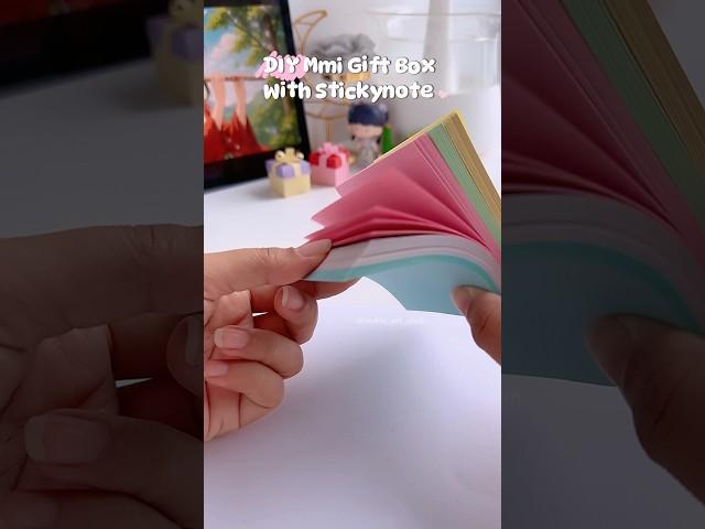 DIY Mini Gift Box with Sticky-note #shorts #art #diy #muktaartandcraft #youtubeshortsfeed