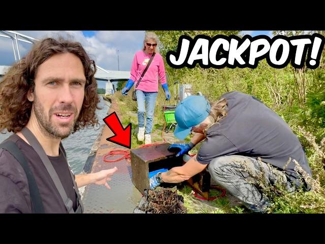 We Found GOLD! Big Magnet Fishing Jackpot In The River!