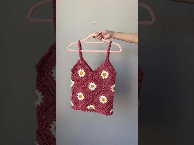All the daisy tank tops I’ve crocheted Anybody have this project as their WIP? #crochetpattern