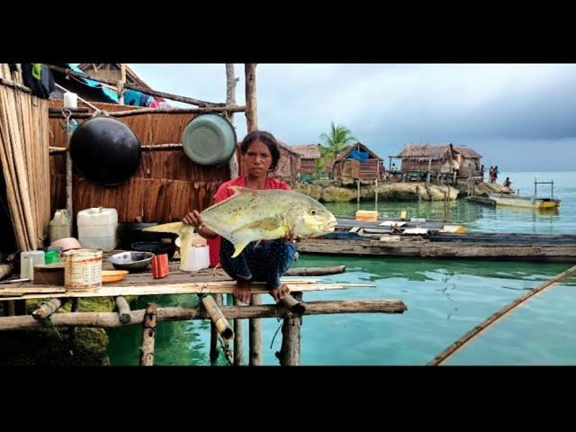 Tak perlu mancing jauh di samping ruma suda dapat ikan besar