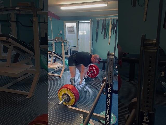 Lenny 312.5 kilo raw deadlift at 92 kilo bodyweight ..moving fast and smooth !