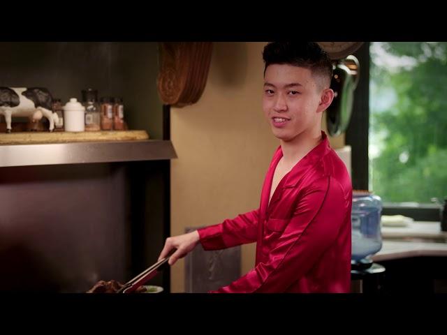 COOKING THE PERFECT STEAK with Rich Brian and Sean Evans