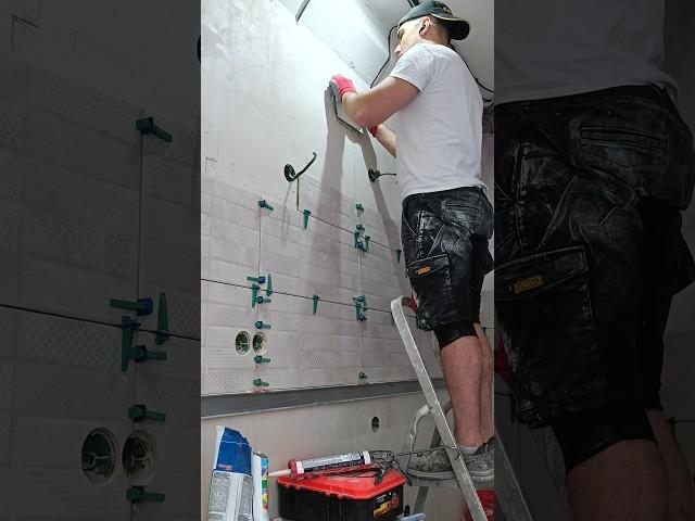 монтаж обратного клапана кухонной вытяжки️#монтаж #кухня #ремонт #construction #diy #home #work