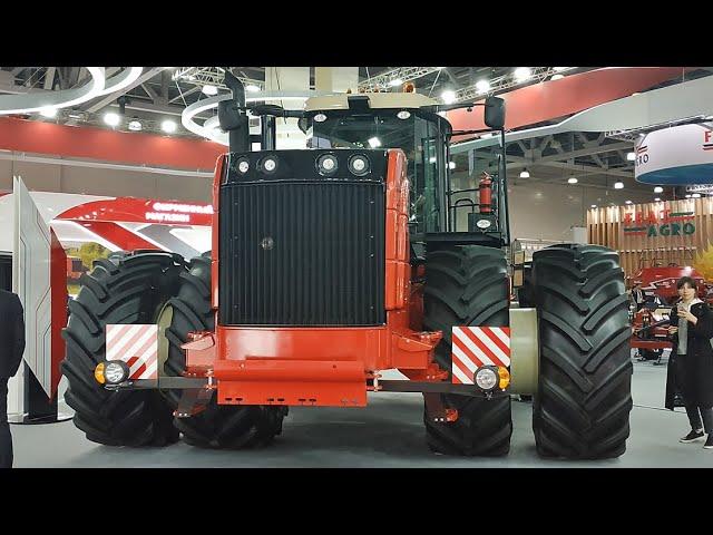 New Russian tractors. Exhibition in Moscow