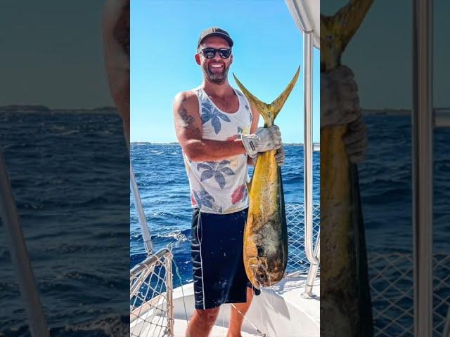 Catching a Mahi Mahi for the first time in the Bahamas! New to fishing.