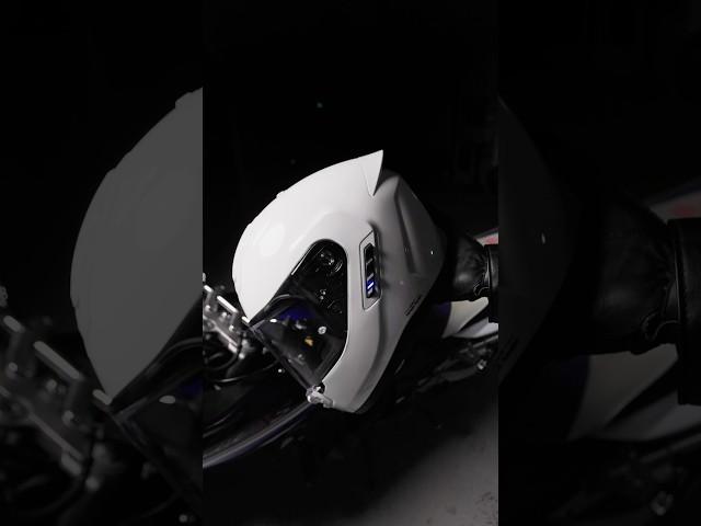  Meet the Sena Phantom Helmet – The Ultimate Smart Helmet! 
