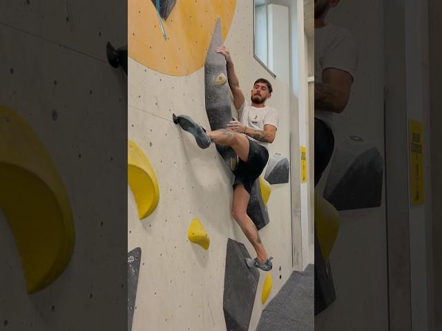 Grade?  Sorry za tie nadávky na konci  #slovakia #letsplayclimbing #bouldering #climbingfun