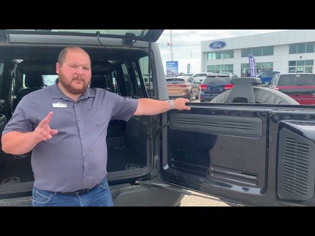 11 Ford Bronco Accessories in under 2 minutes!