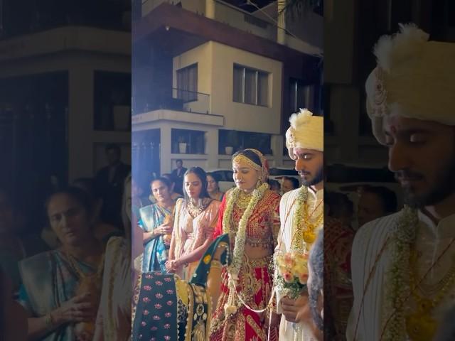 Bride & Groom Welcome | Gujarati Wedding | Vaghasiya Parivar | #wedding #love #weddingvideo #shorts