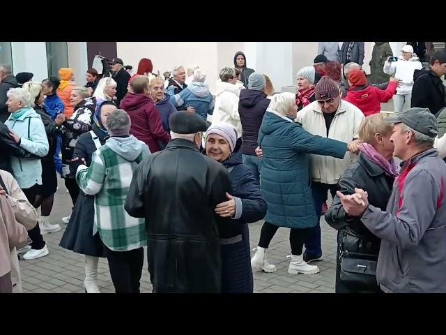 Лучшая на свете........... 19.10.24 Гомель парк Луначарского 