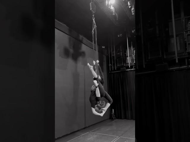 Acro duo #circus #cirque#acrobatic#acroduo#reels