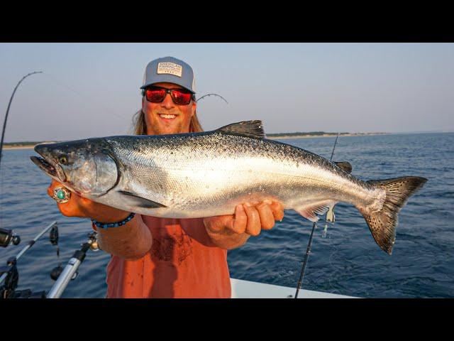 KING Salmon Fishing Lake Michigan 2021 - GABBYS FIRST SALMON EVER