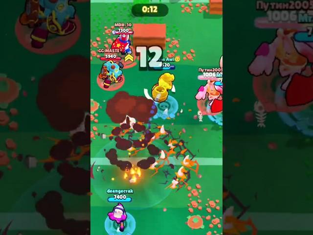 crazy TRICKSHOT (pizza god would be proud) #pizzagod #brawlstars #dynamike #trickshot