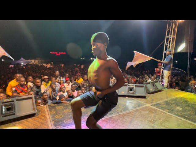 Crazy Dancers joined Eddy Kenzo On Stage and wowed the crowd . THIS IS HILARIOUS!.