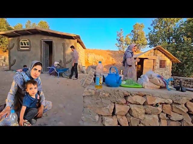 Trying to complete a mountain shelter before marriage: a nomadic mother and a man in love