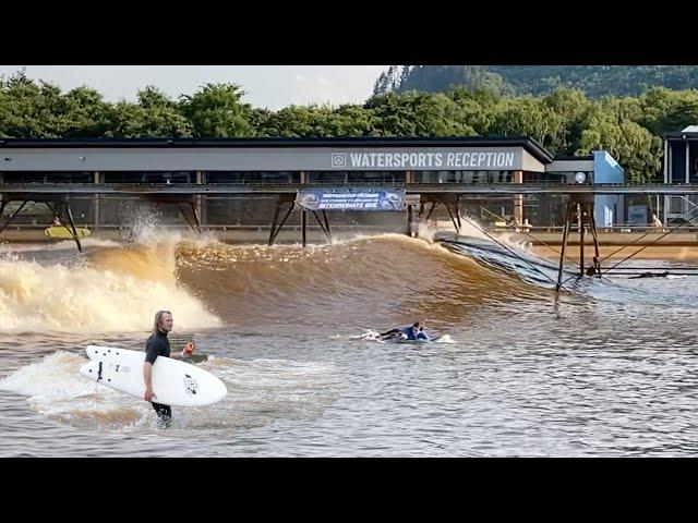 SCORING Surf Snowdonia - Ultimate Novelty Wave Pool in Wales, UK