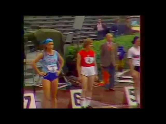 Monstrous Soviet Girls overcome USA at the duel meet in 1975