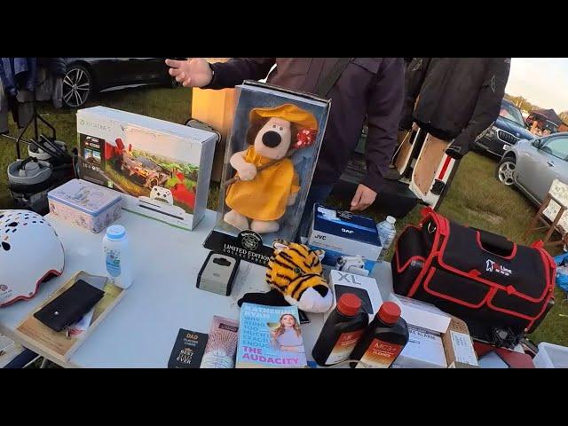 SUNDAY CAR BOOT HUNTING WHERE I FIND A RARE WALLACE AND GROMIT LIMITED EDITION COLLECTABLE VLOG 284