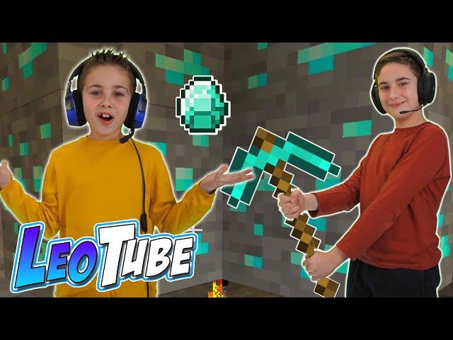 Encontramos Oroy Diamantes  en Minecraft