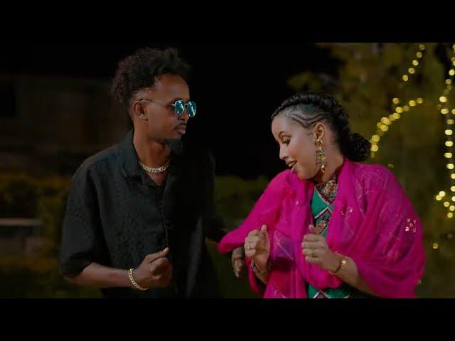 ABDIKARIM ALI SHAAH feat NAJMA NASHAAD - EEG SIDAN U QABOOBO - OFFICIAL VIDEO 2024