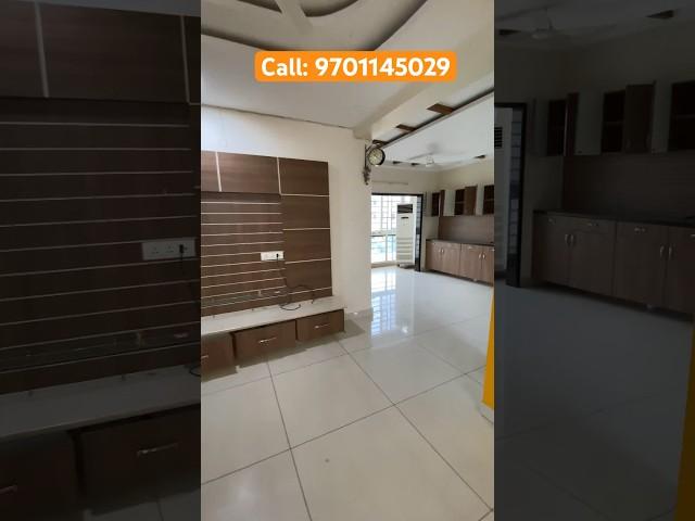 Rent: 35,000/- 3 BHK Flat for Rent in Manikonda inCluding all