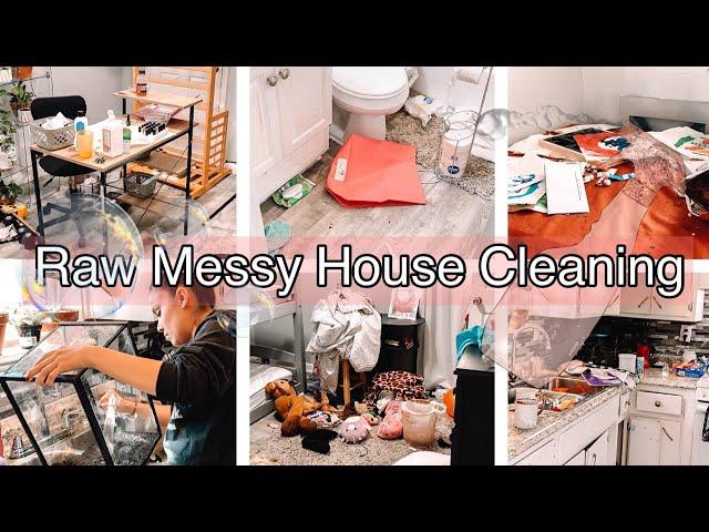 MESSY HOUSE CLEAN WITH ME 2020 | Clean With Me | Cleaning Motivation  | MOVING NEXT WEEK