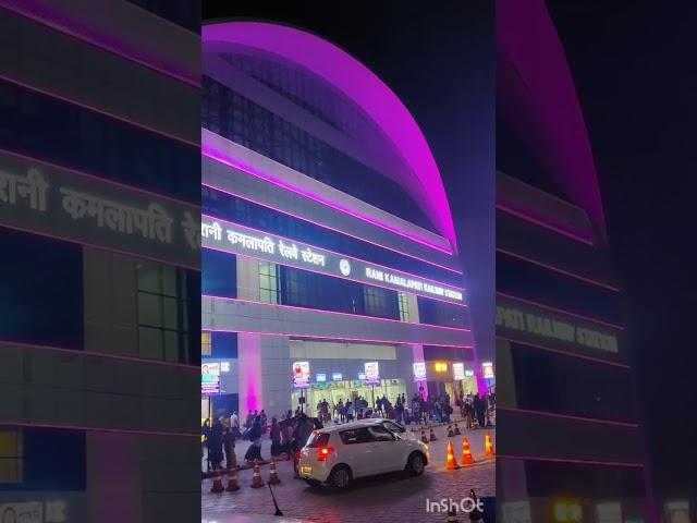 beautiful night view of rani kamlapati railway station #ranikamlapati #indianrailways #shorts #viral