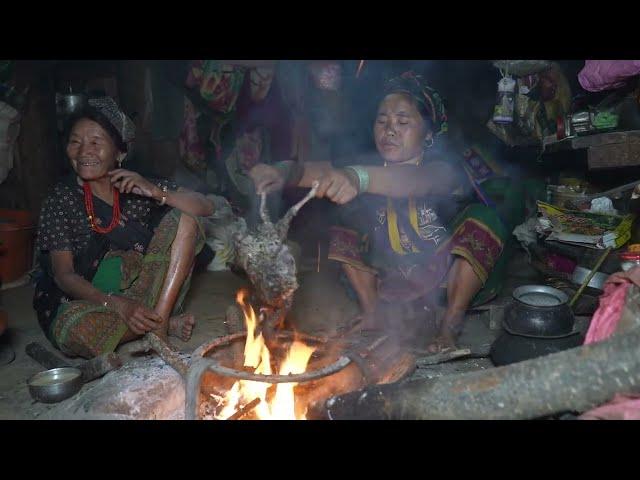 Cooking and eating culture of local kitchen in village || Nepali village