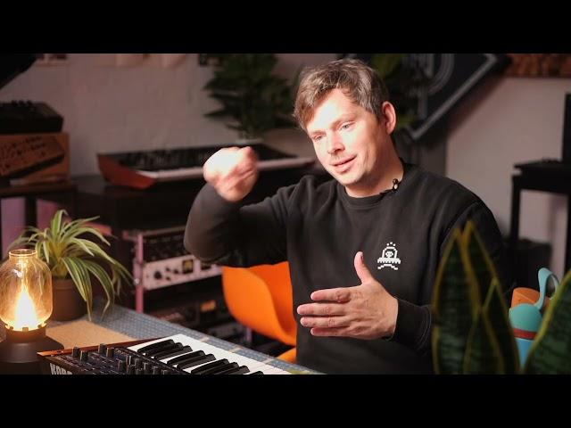 KORG multi/poly - First Look at Turramurra Music