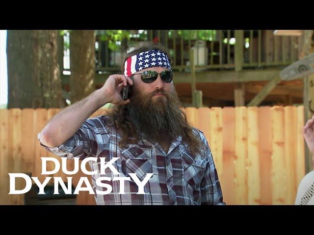 Duck Dynasty: Willie's Urgent Phone Call to Godwin (Season 6, Episode 9) | Duck Dynasty