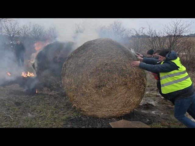 Rolnicy zablokowali drogę do przejścia granicznego w Medyce