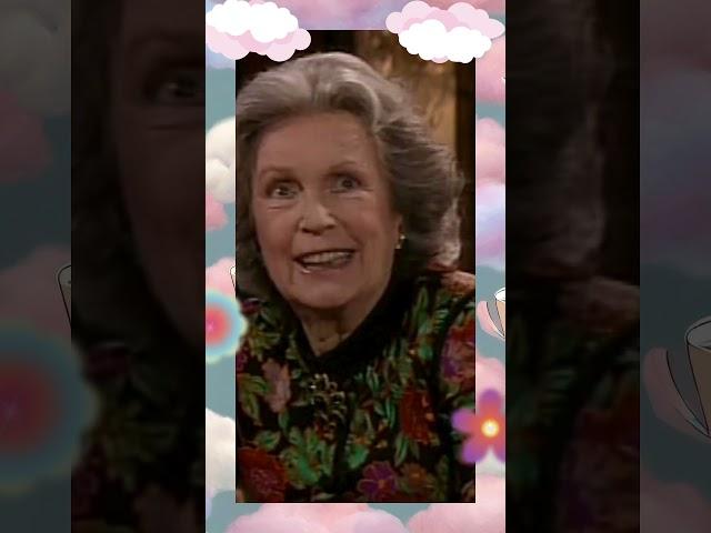 Sophia's lucky lunch lift Golden Girls style #mocoffeemobetter