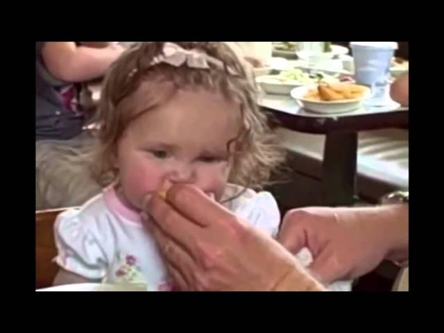 Прикольная подборка   дети едят лимон   Babies eating lemon 2015 0008